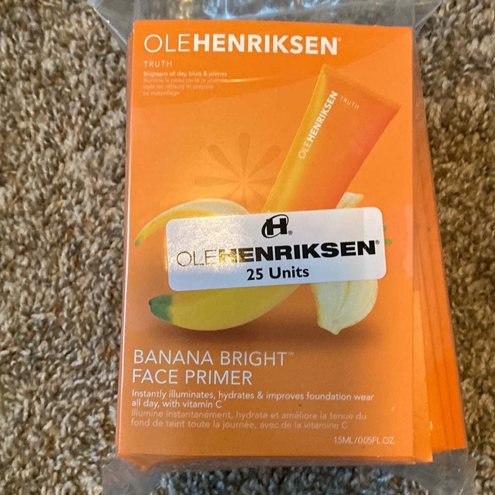 🔥25 SAMPLES OLE HENRIKSEN BANANA BRIGHT FACE PRIMER🔥
